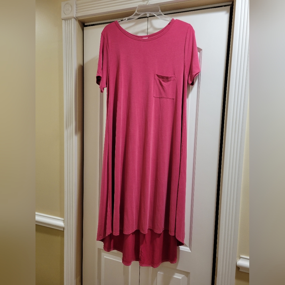 Raspberry pink LuLaRoe Carly dress